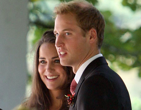 fake william and kate pictures. Prince William, Kate kisses at